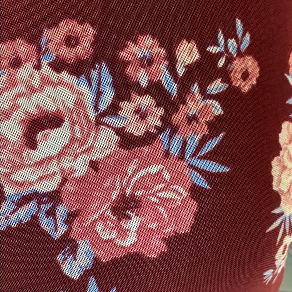 No Boundaries Floral Top Size XXL - Picture 3 of 7